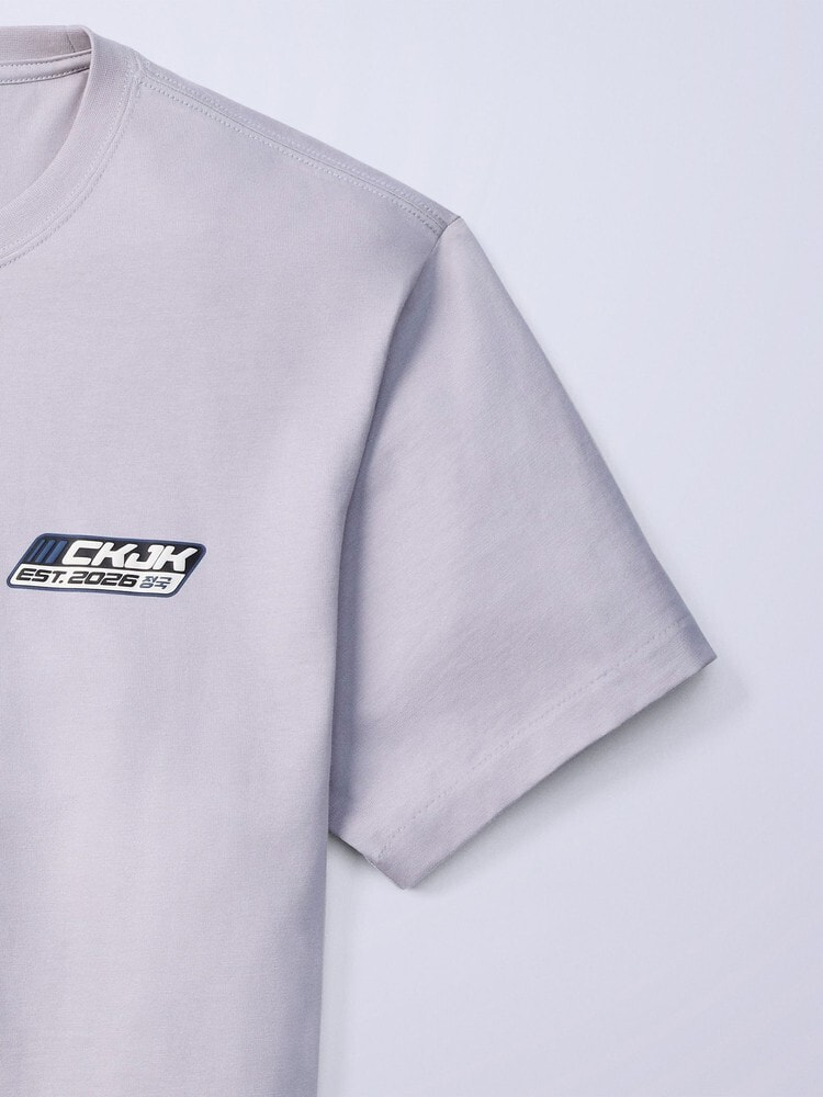 Jungkook ロゴバッジ リラックスTシャツ M Tシャツ - ロゴバッジ