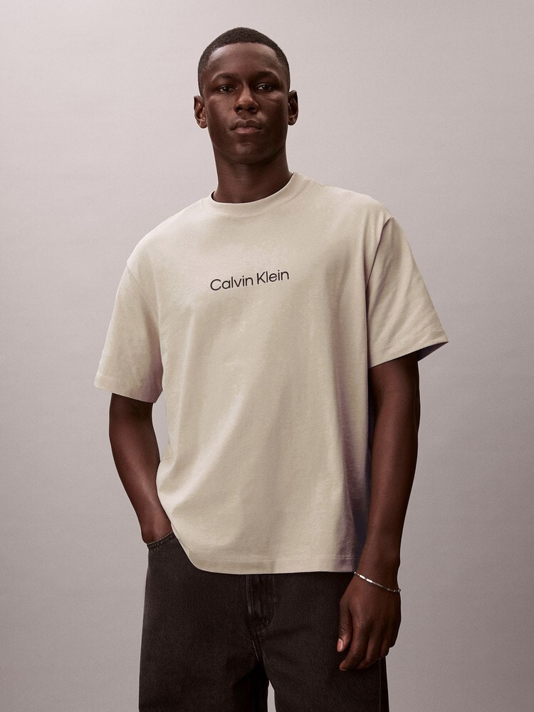 ブランドtシャツ Tシャツ - スタンダードロゴ リラックス クルーネックTシャツ