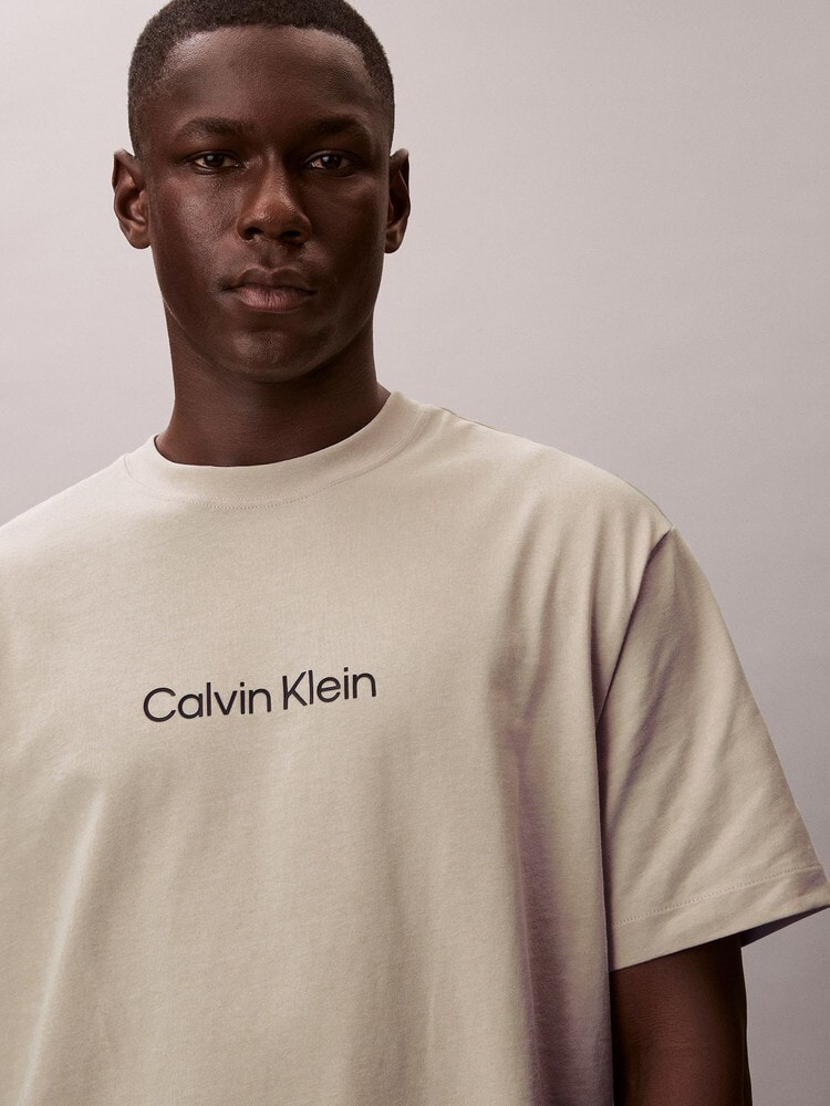 Tシャツ - スタンダードロゴ リラックス クルーネックTシャツ 57
