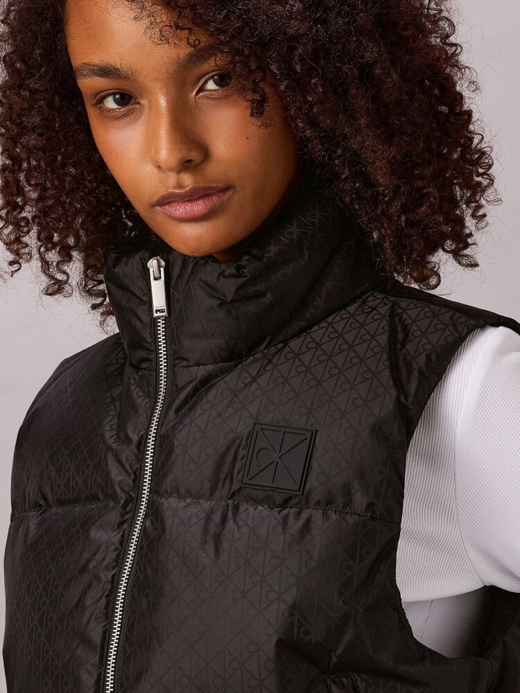 タグ付 未使用品 近年モデル カルバンクライン スタンドカラー ブルゾン XL 商品一覧 | カルバン・クライン 公式オンラインストア