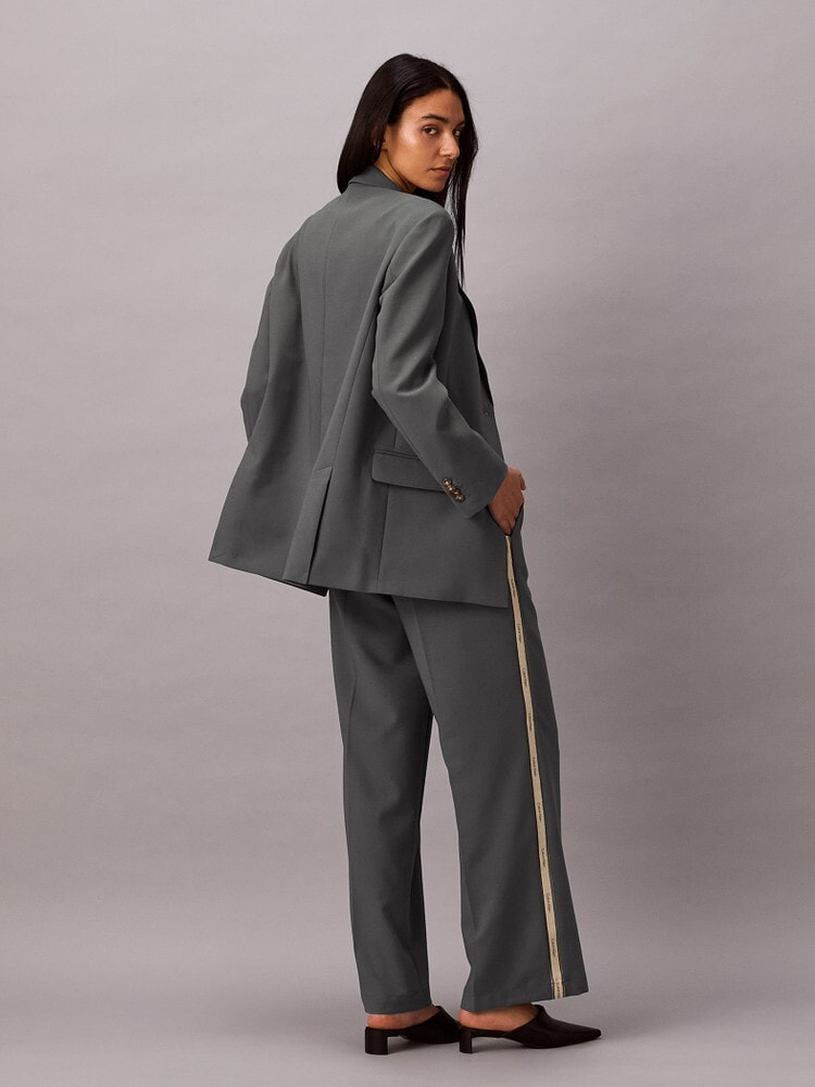 ウィメンズ | 新着 | カルバン クライン 公式オンラインストア