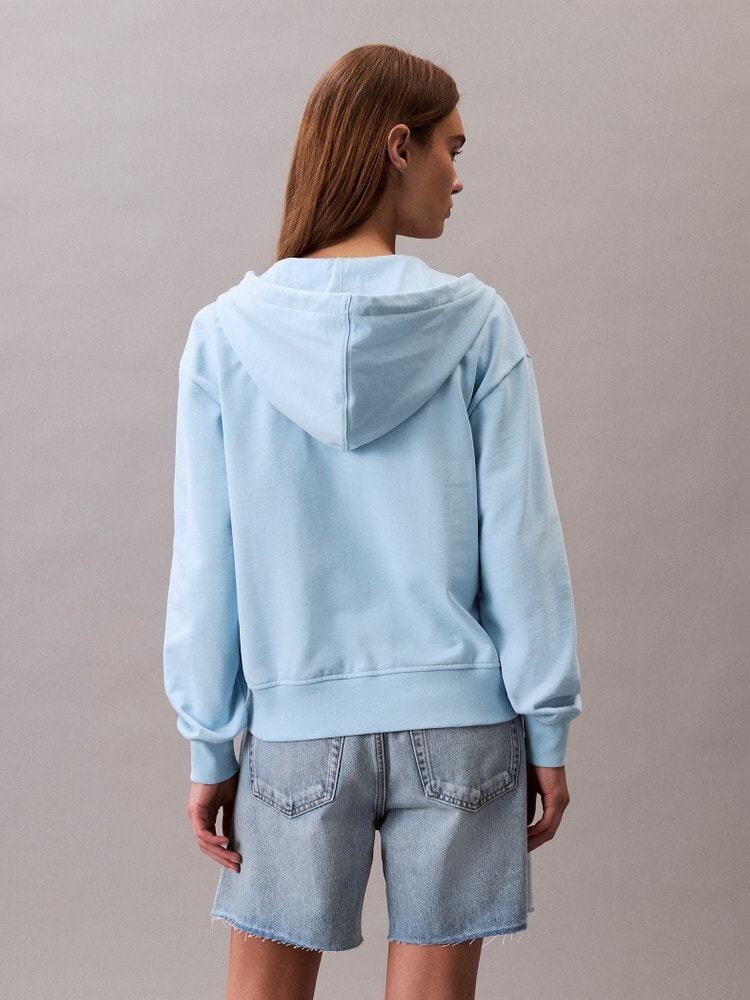 売れ筋商品|||カルバンクライン パーカー・スウェットシャツ レディース アウター LABEL SHORT CREWNECK - Sweatshirt - chalk ウィメンズ | パーカー＆スウェット | カルバン クライン 公式
