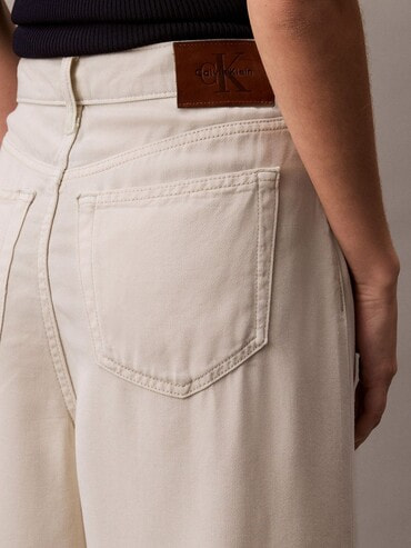 【 】◆CK Jeans プリーツショーツ◆送料無料◆ 2点以上でさらに10%OFF】パンツ - ガーメントダイプリーツ