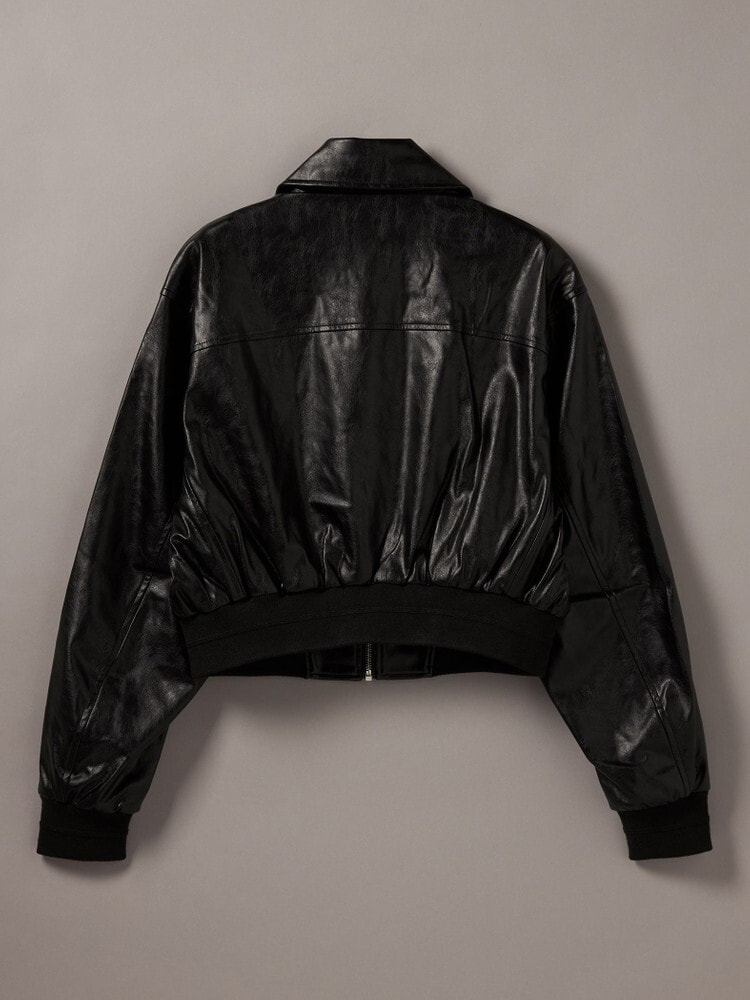 ジャケット - クロップドクリンクルフェイクレザージャケット