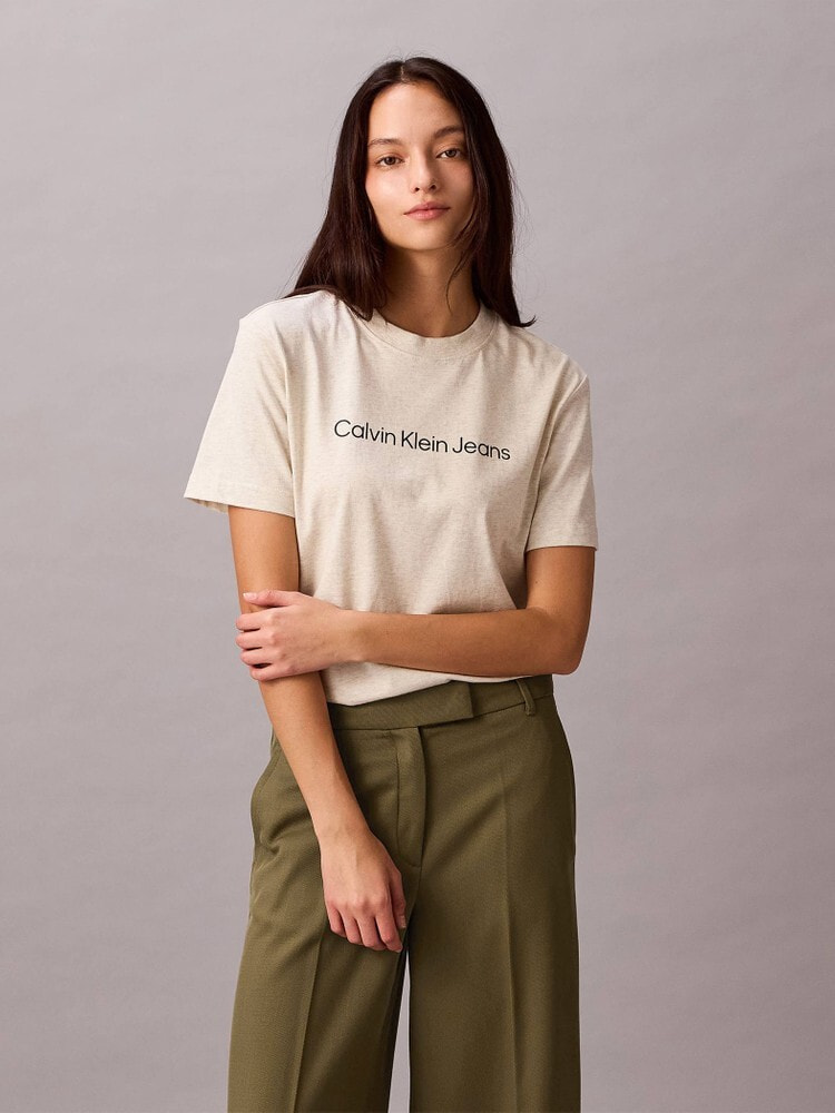 Tシャツ - インスティテューショナルロゴクラシックTシャツ | カルバン