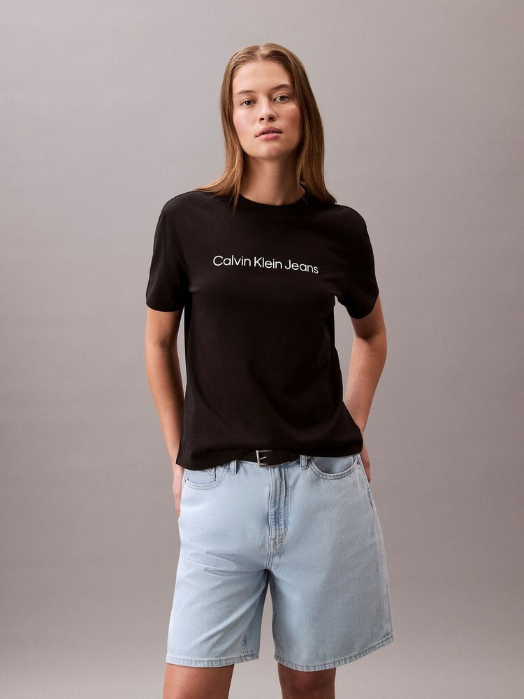 Tシャツ - インスティテューショナルロゴクラシックTシャツ | カルバン
