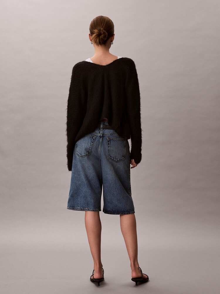 カルバンクライン　ブラックデニム　ショートパンツ　サイズ24 Calvin Klein（カルバン・クライン）の「デニム ショートパンツ