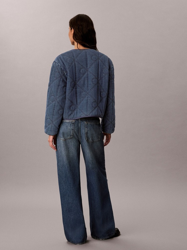 Denim on Display | アパレル | ウィメンズ | カルバン・クライン 公式 