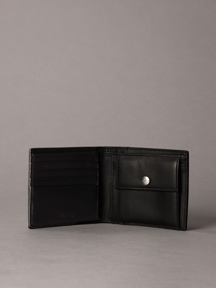 財布 - モノグラムハーフウォレット | カルバン・クライン 公式