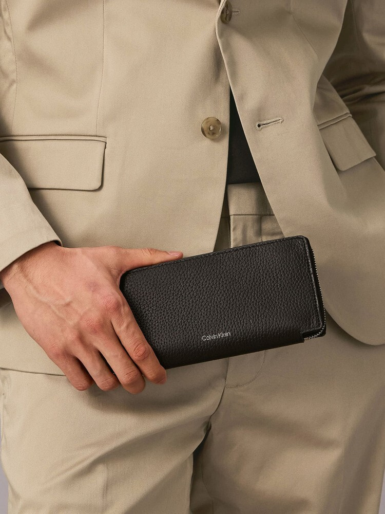 Men's Accessories | メンズ | カルバン・クライン 公式オンラインストア