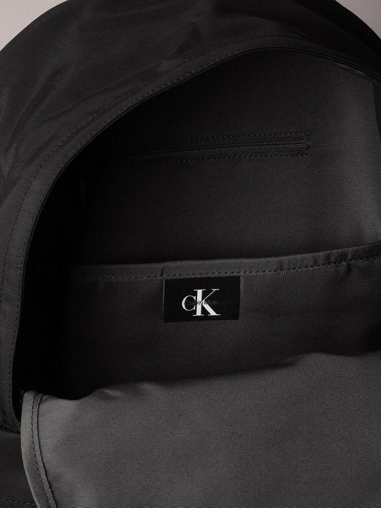 カルバンクライン　ボディバッグ ロゴプリント ホワイト・ブラック Calvin Klein｜(M)【公式ショップ】 カルバンクライン ボールド