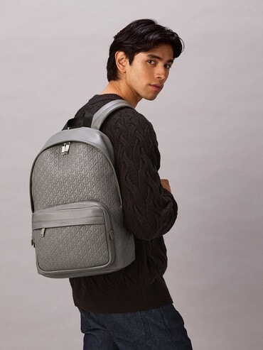 リュック - エンブレムエンボスラウンドバックパック | カルバン