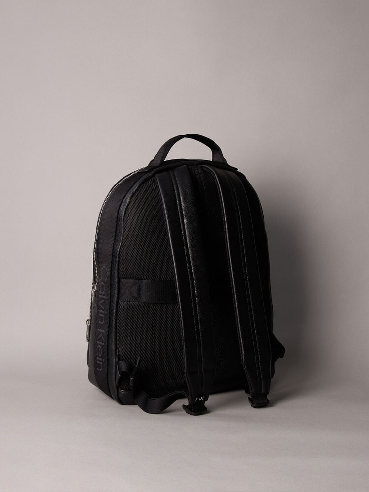 ウィメンズ | バックパック | カルバン・クライン 公式オンライン