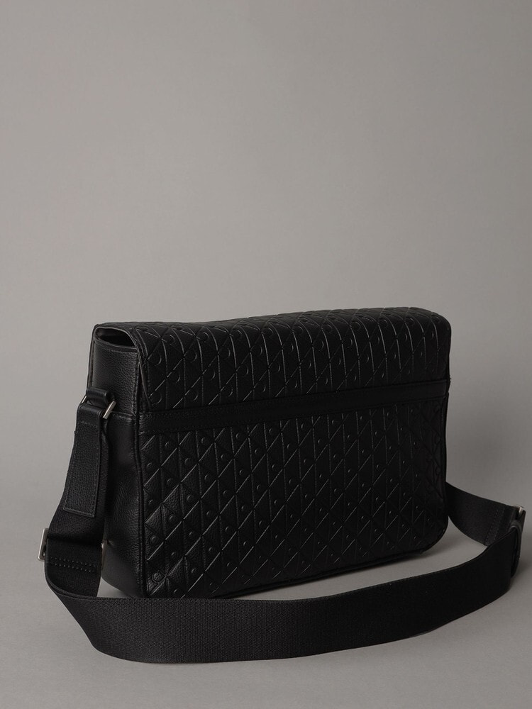 メンズ | バッグ＆バッグパック | カルバン クライン 公式オンライン