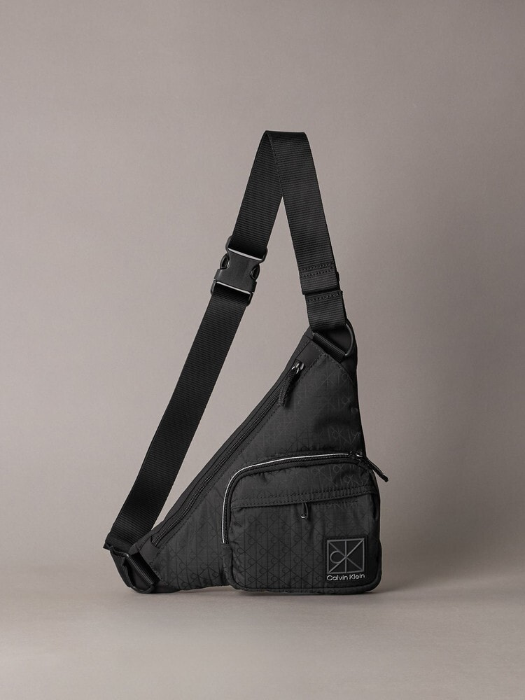 Men's Accessories | メンズ | カルバン・クライン 公式オンラインストア
