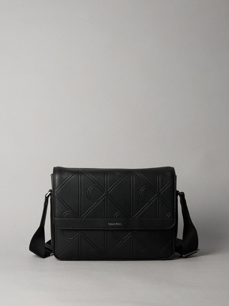 ウィメンズ | バッグ＆バッグパック | カルバン クライン 公式