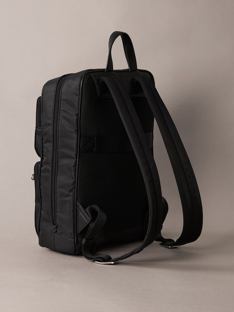 メンズ | バックパック | カルバン・クライン 公式オンラインストア
