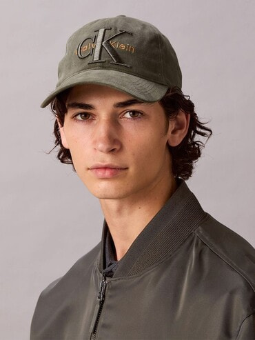 キャップ - ラージレイヤードモノグラムキャップ[ROWOON / ロウン着用