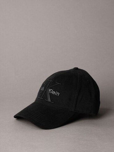 キャップ - ラージレイヤードモノグラムキャップ | カルバン・クライン