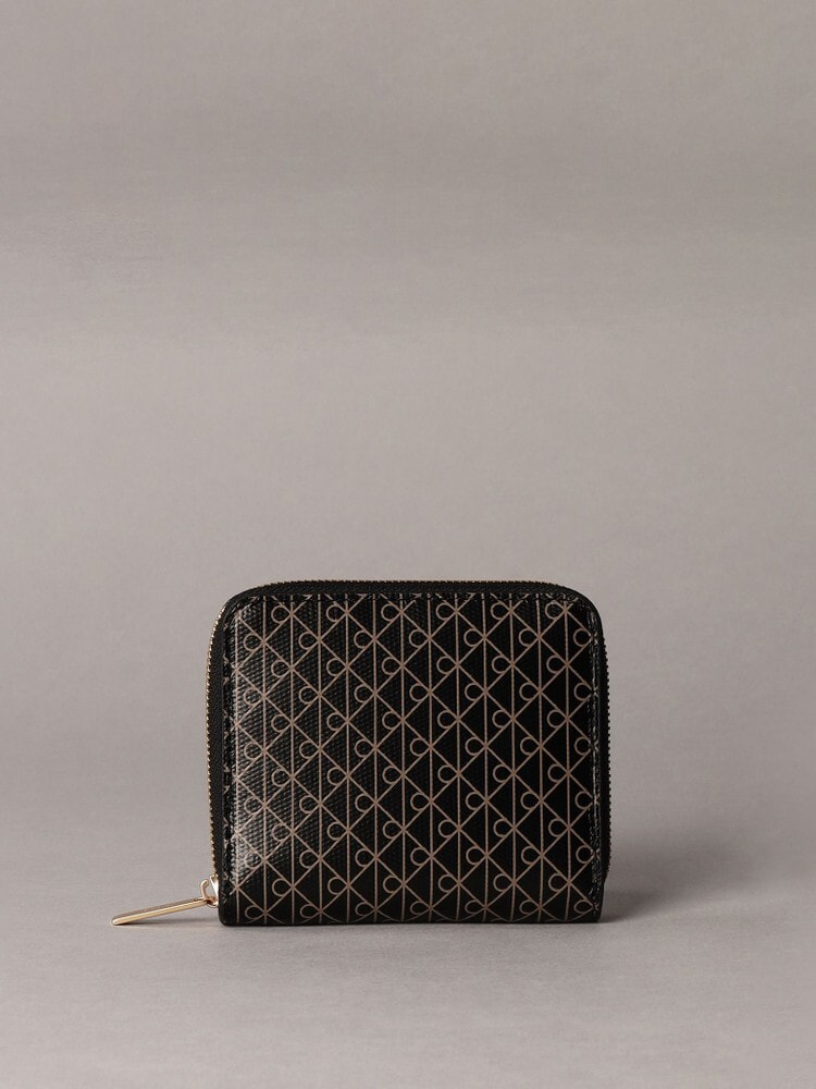 商品一覧 | カルバン・クライン 公式オンラインストア