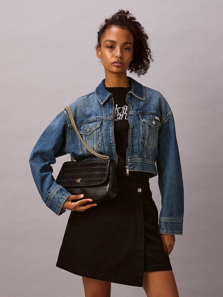 クロスボディバッグ - チェーンミディアムバッグ | カルバン・クライン