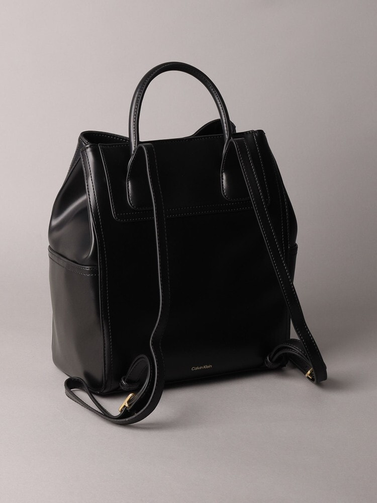 Women's Accessories | ウィメンズ | カルバン・クライン 公式