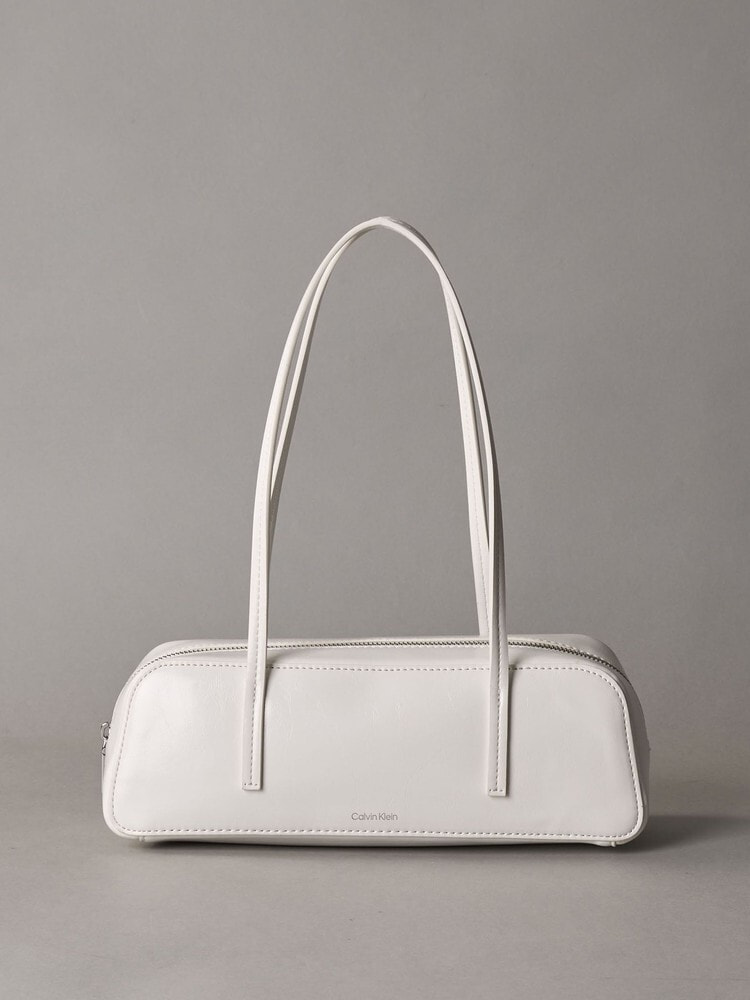 【新品】カルバンクライン アーカイブ フラップ ショルダーバッグ グレー Calvin Klein（カルバン・クライン）の「フラップロングウォレット