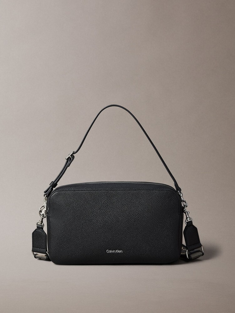 Women's Accessories | ウィメンズ | カルバン・クライン 公式