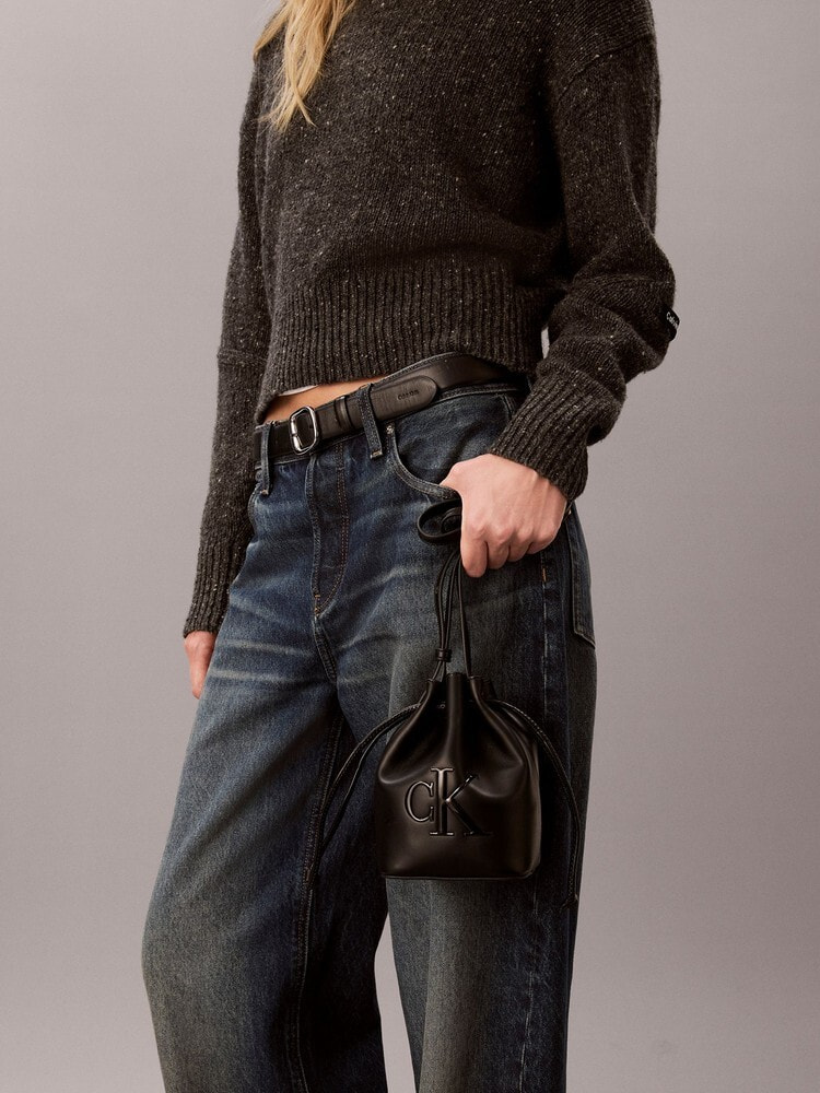Women's Accessories | ウィメンズ | カルバン・クライン 公式