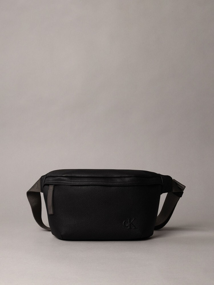 極美品✨カルバンクライン メッセンジャーバッグ クラッチ