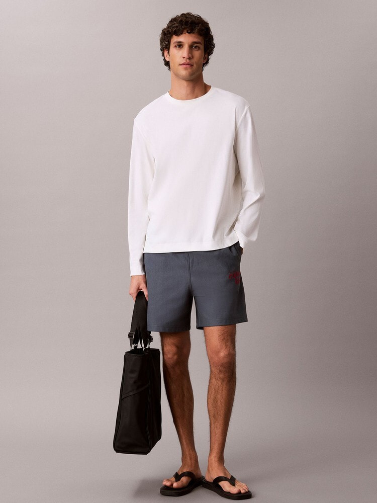 カルバンクラインジーンズ　刻印 パッチロゴ　ブラックデニムハーフパンツ　W25. 商品一覧 | カルバン・クライン 公式オンラインストア