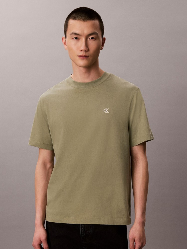 ジョングク着用商品 | メンズ | カルバン・クライン 公式オンラインストア