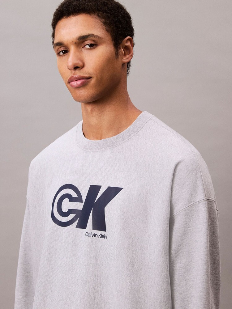 売れ筋商品|||カルバンクライン パーカー・スウェットシャツ レディース アウター SHADOW GRAPHIC CREWNECK - Sweatshirt - persian violet ウィメンズ | パーカー＆スウェット | カルバン クライン 公式