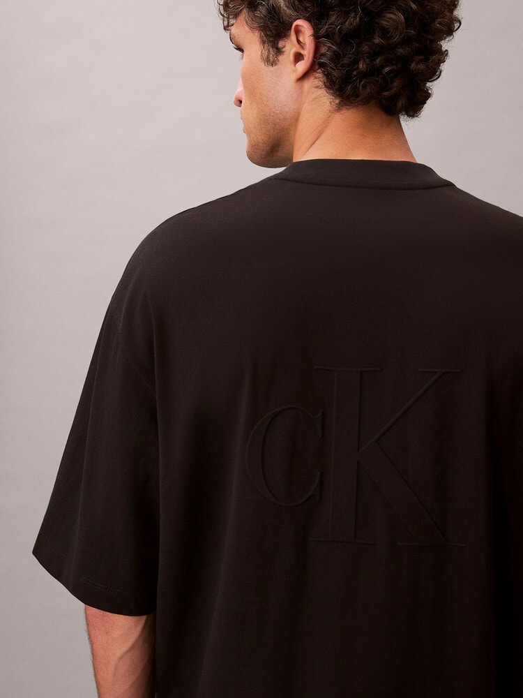 Tシャツ - リラックスピケエンボスTシャツ | カルバン・クライン 公式