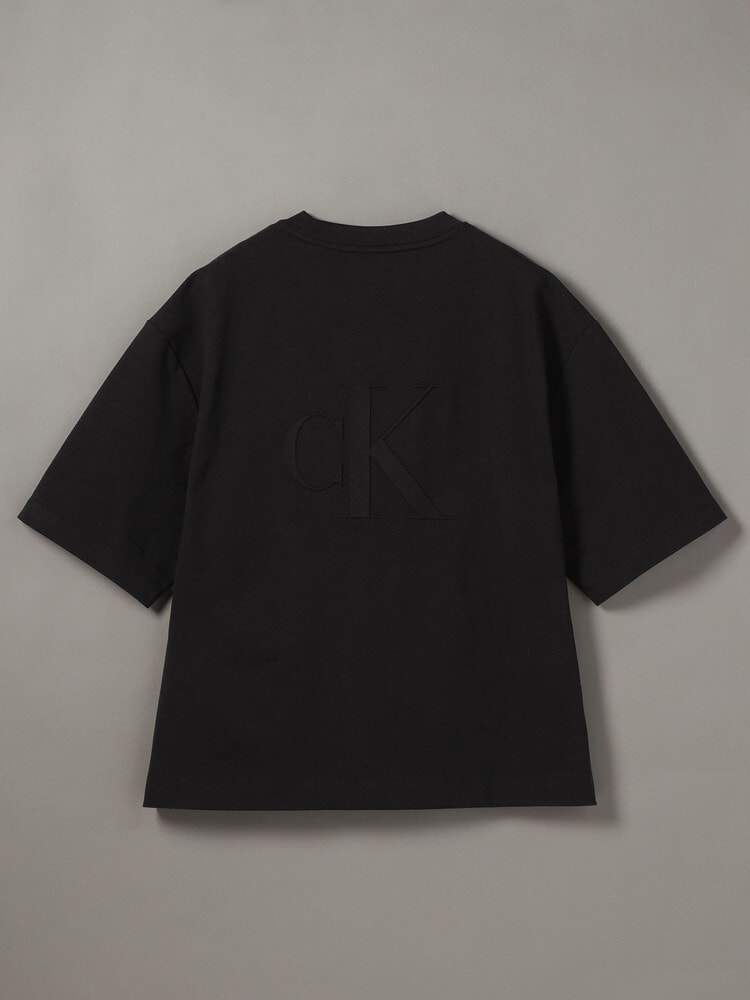 Tシャツ - リラックスピケエンボスTシャツ | カルバン・クライン 公式