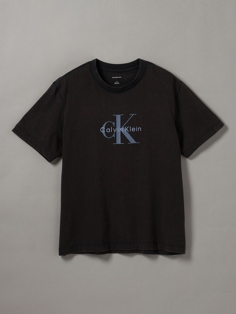 On CleanCloud® ブラックTシャツ　サイズS Tシャツ - ショートスリーブ20SモノグラムTシャツ | カルバン
