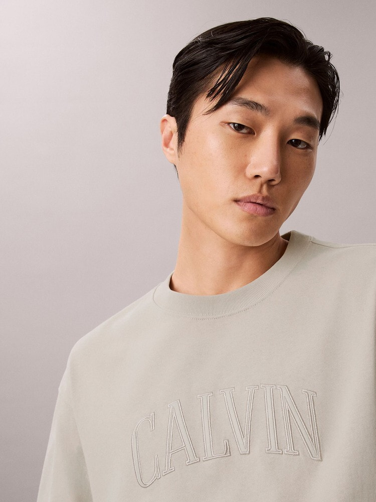 Tシャツ - リラックスフィットロゴアーチTシャツ 12