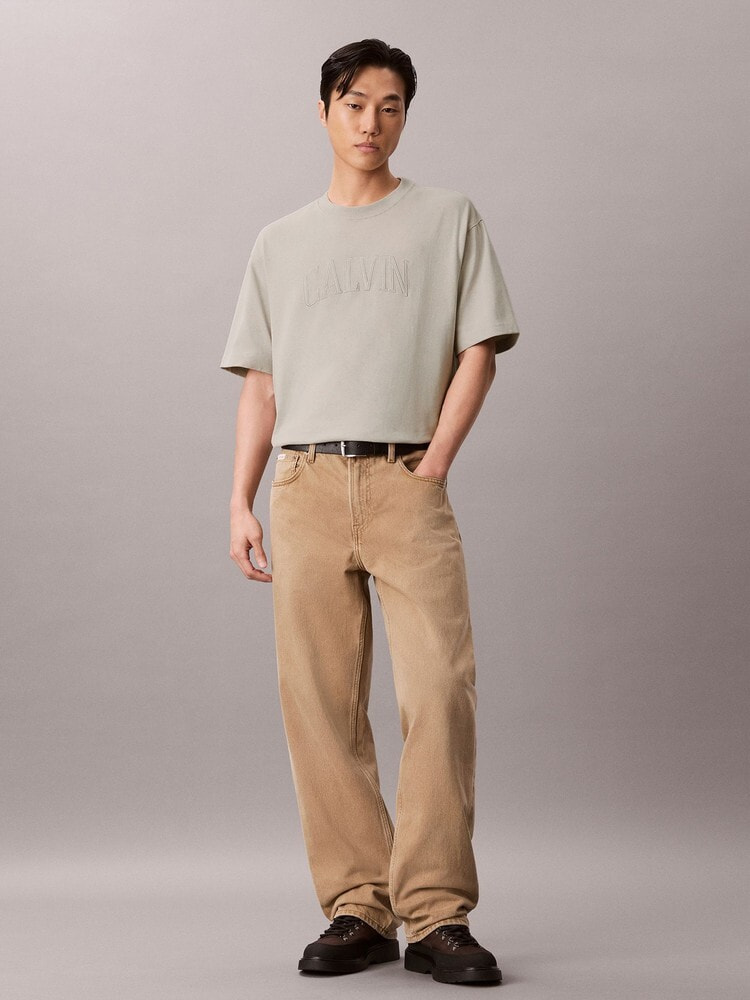Tシャツ - リラックスフィットロゴアーチTシャツ 14