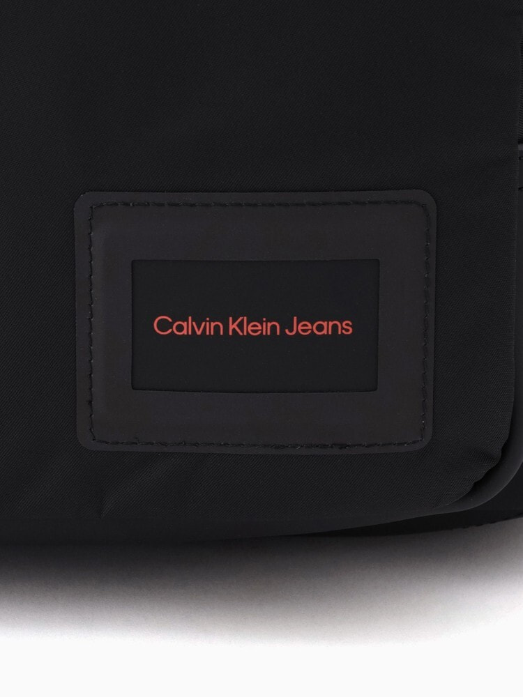 Calvin Klein K509576 M カルバン カルバンクライン クライン スクエア バックパック バッグ ブラック ミニマル リュック  新品送料無料 M