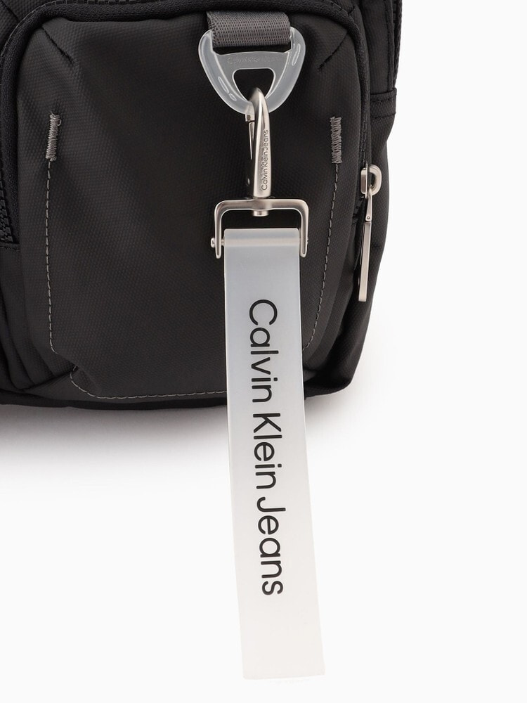 ポケットカルチャーフライトバッグ | カルバン・クライン 公式