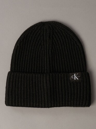 【新品】CK カルバン・クライン　黒 ラメ入り ニット帽 ポンポン付き カルバン クライン Calvin Klein カルバンクライン Calvin Klein