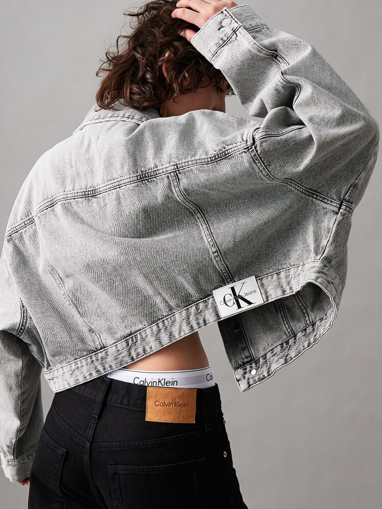 新品タグ付 Calvin Klein Jeans クロップドデニムジャケット MTURN_L240302