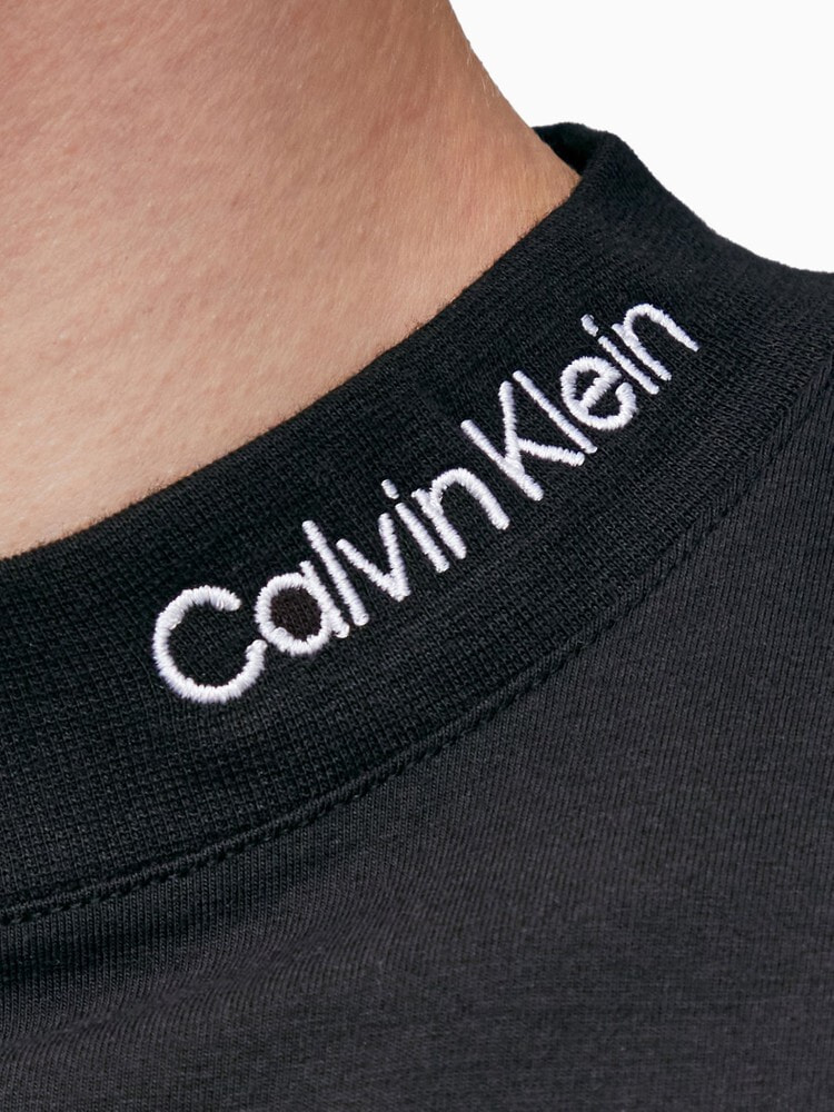 ロゴモックネックロングスリーブTシャツ | カルバン・クライン 公式