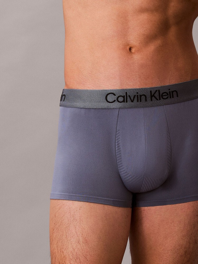 商品一覧 | カルバン・クライン 公式オンラインストア