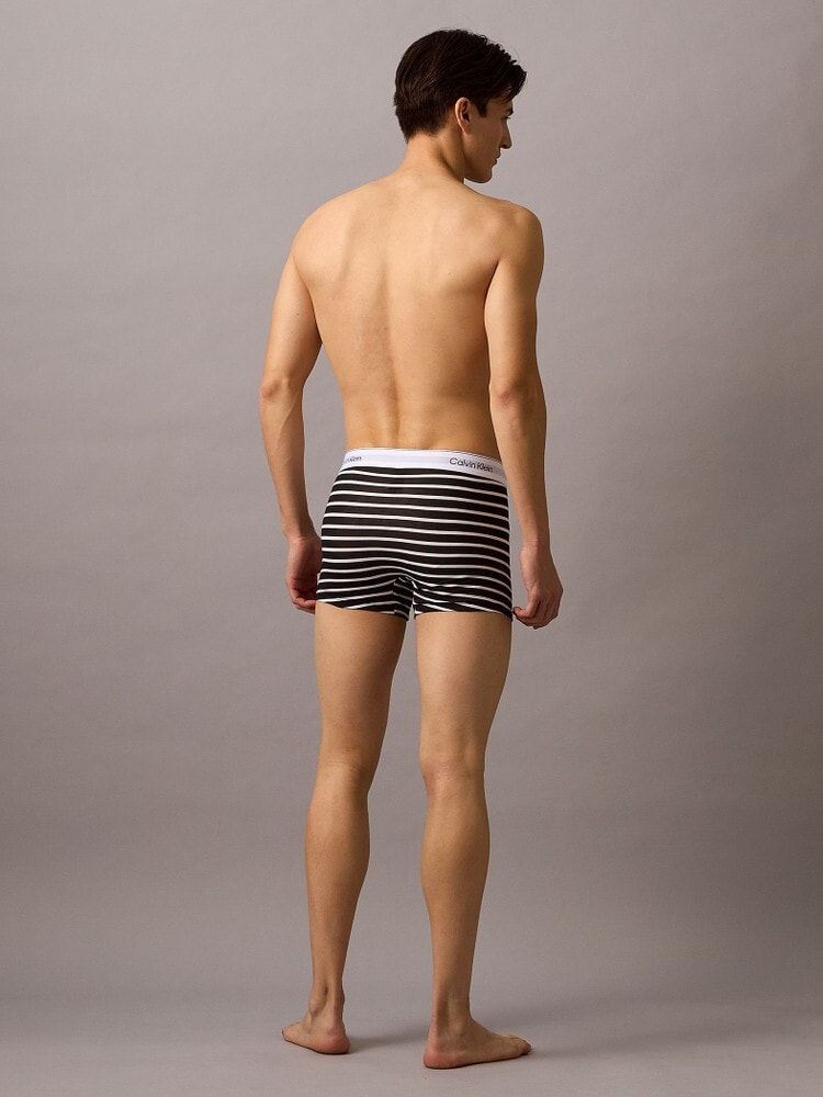 商品一覧 | カルバン・クライン 公式オンラインストア