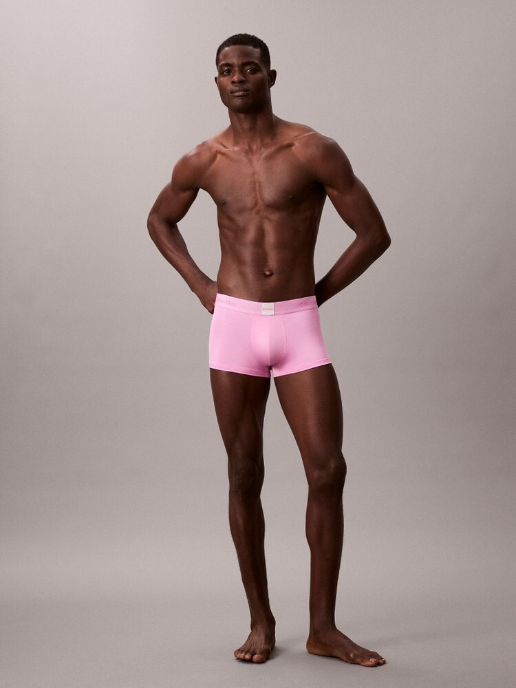 商品一覧 | カルバン・クライン 公式オンラインストア