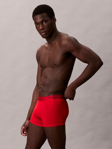 カルバン・クライン 公式オンラインストア