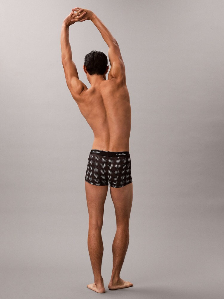 商品一覧 | カルバン・クライン 公式オンラインストア