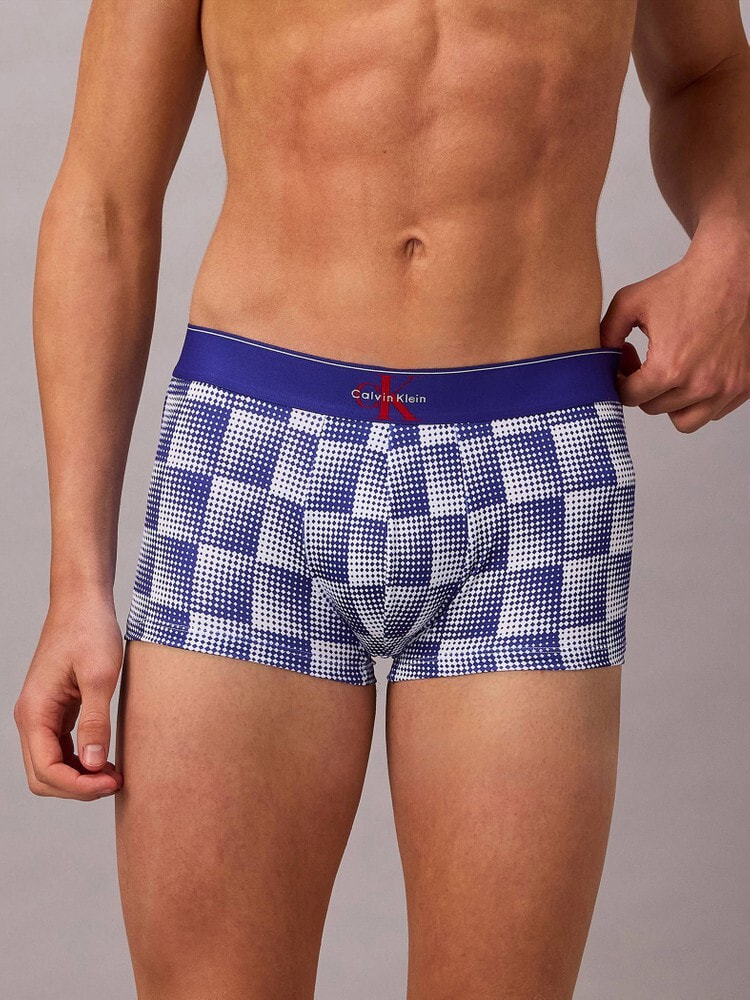 メンズ | 新着 | カルバン クライン 公式オンラインストア | カルバン