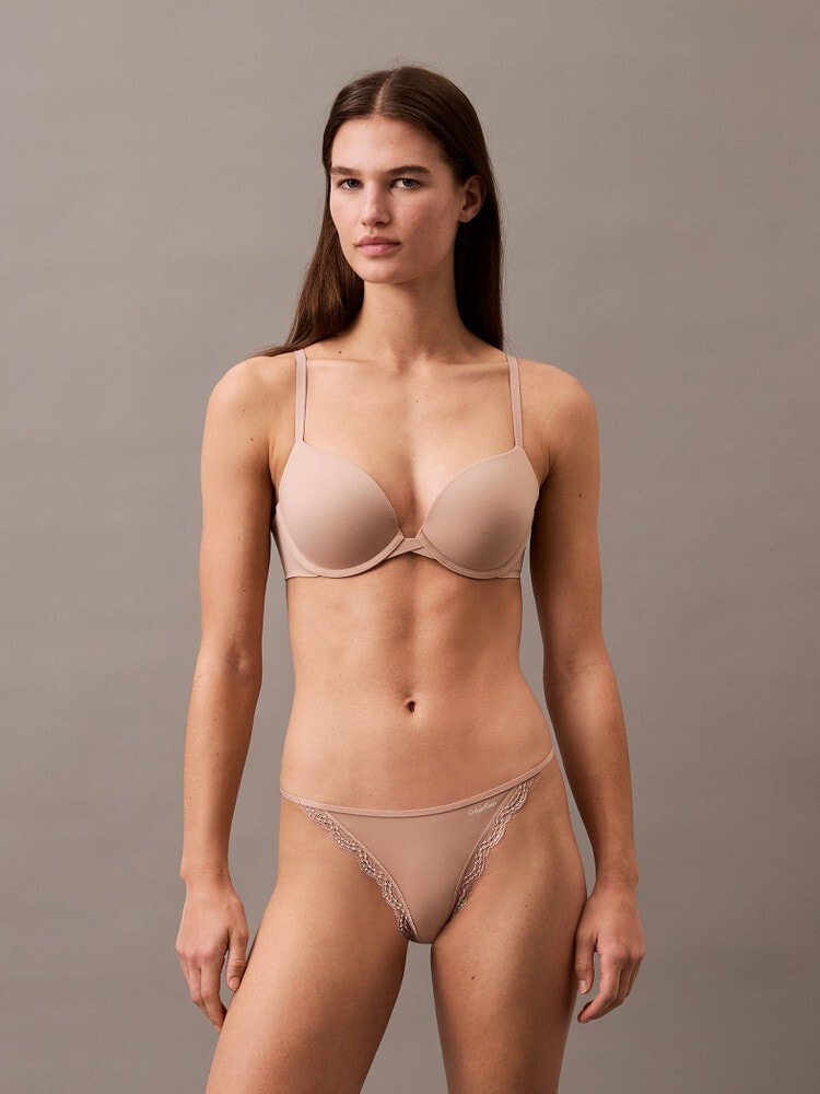 Calvin Klein（カルバン・クライン）の「Icon Cotton プランジ